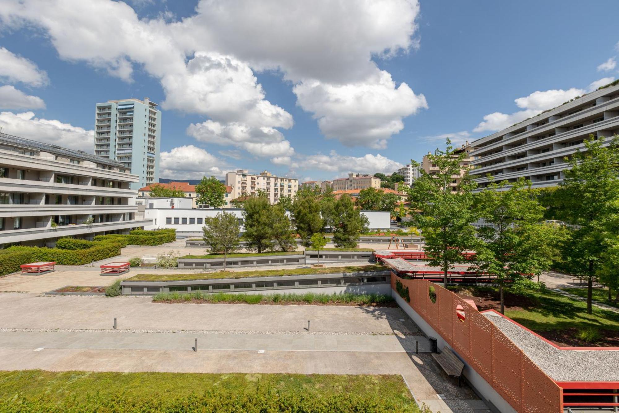 Jr Suite Premium - Terrace - Wi-Fi - Public Parking Triëst Buitenkant foto